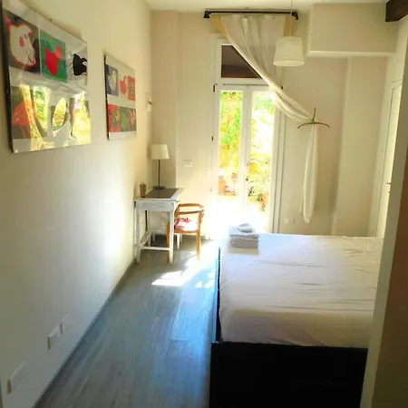 شقة Terrazza Fiorita Flat بولونيا