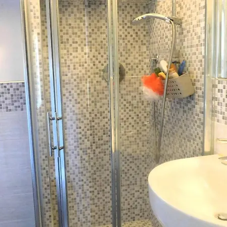 شقة Terrazza Fiorita Flat بولونيا